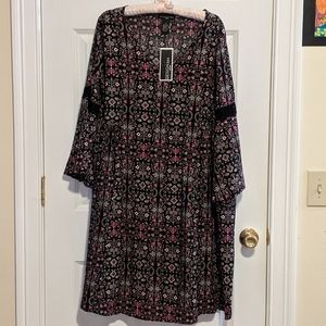 NEW Design 365 Women's Black Floral Print Long Sleeve Size 1X